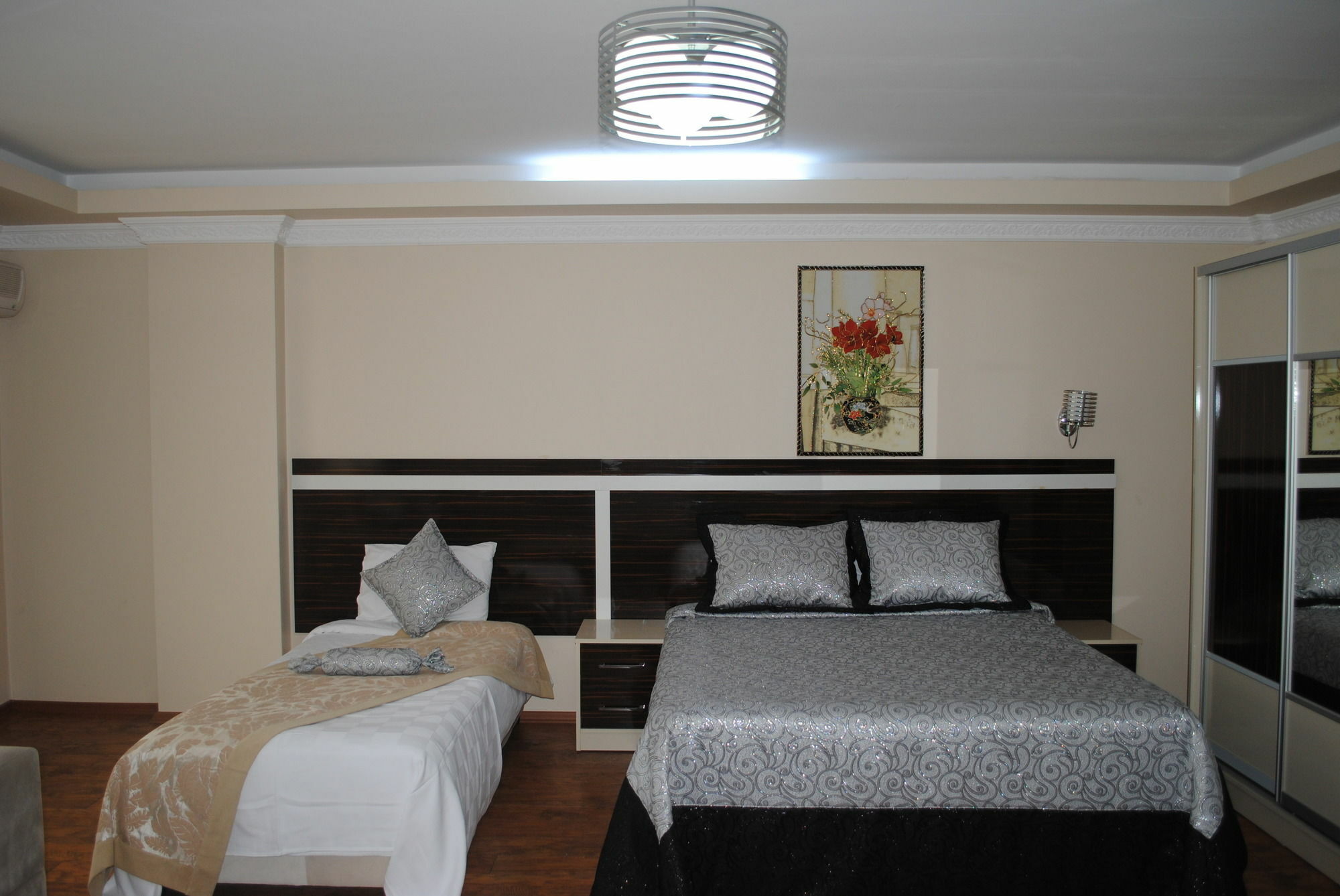 Diamond Suites Residence Istanbul Ngoại thất bức ảnh